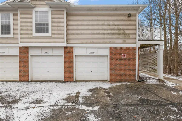 $1,700 | 15915 Morningside, Northville, MI 48168