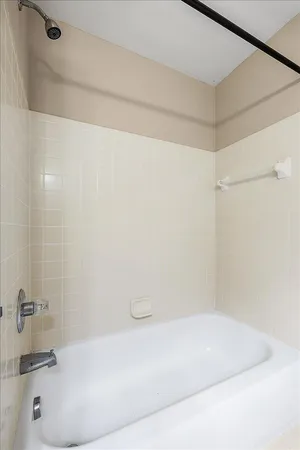 $1,700 | 15915 Morningside, Northville, MI 48168