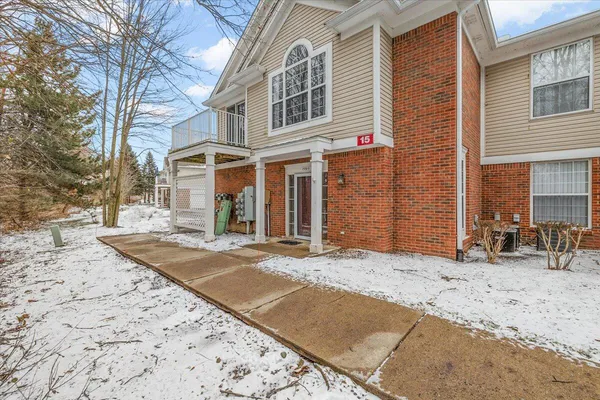 $1,700 | 15915 Morningside, Northville, MI 48168