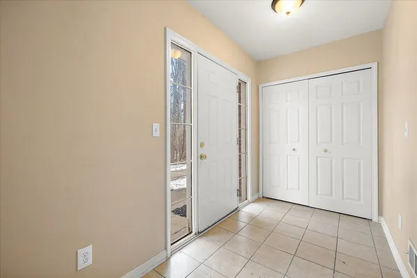 $1,700 | 15915 Morningside, Northville, MI 48168