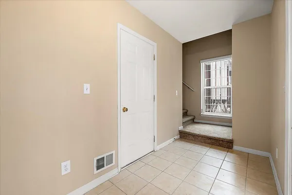 $1,700 | 15915 Morningside, Northville, MI 48168