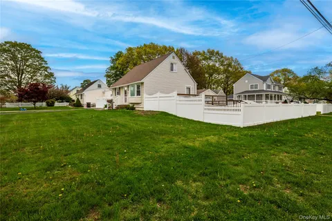 $649,000 | 532 Rockaway Street, West Islip, NY 11795