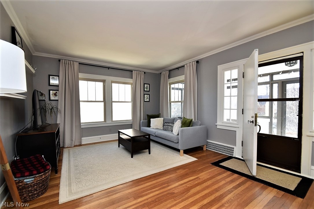 2192 Edgerton Road Cleveland, OH 44118 - Photo 4 of 24 Gallery Image 4