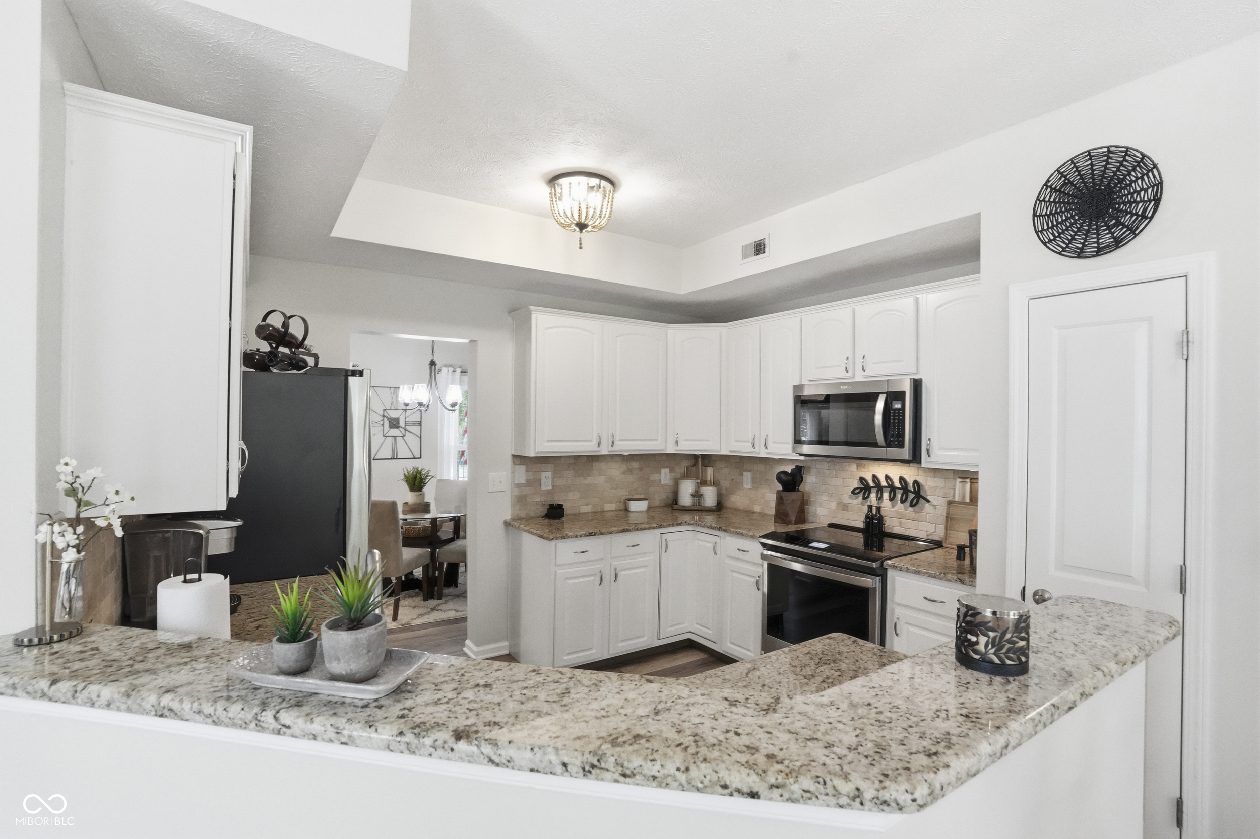 4226 Alverdo Lane Carmel, IN 46033 - Photo 18 of 50