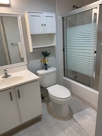$2,300 | 9272 Southwest 3rd Street, Unit 411, Boca Raton, FL 33428