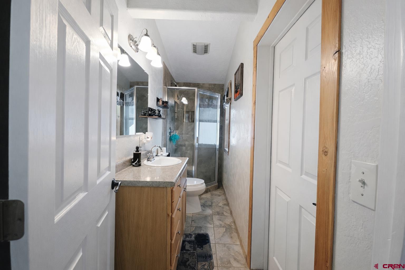 21976 2225th Road Cedaredge, CO 81413 - Photo 19 of 29 Upstairs Guest bath