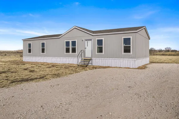$189,900 | 33551 Sierrita Circle, Vega, TX 79092