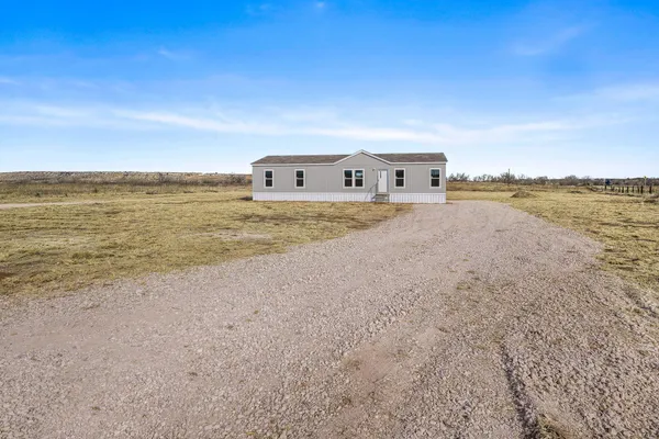 $189,900 | 33551 Sierrita Circle, Vega, TX 79092