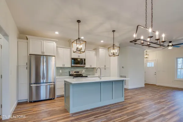 $484,900 | 50 Green Lawn Avenue, Greeneville, TN 37743