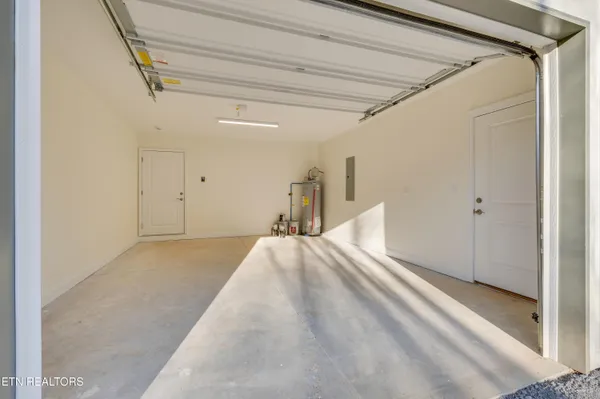 $484,900 | 50 Green Lawn Avenue, Greeneville, TN 37743