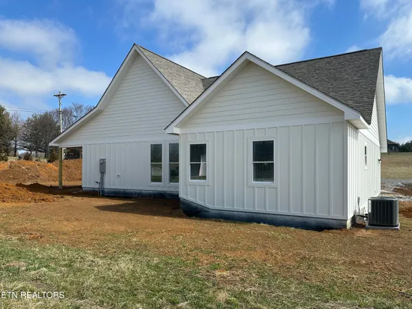 $484,900 | 50 Green Lawn Avenue, Greeneville, TN 37743