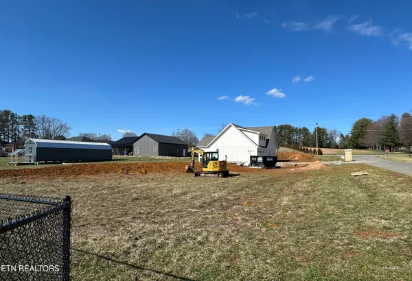 $484,900 | 50 Green Lawn Avenue, Greeneville, TN 37743