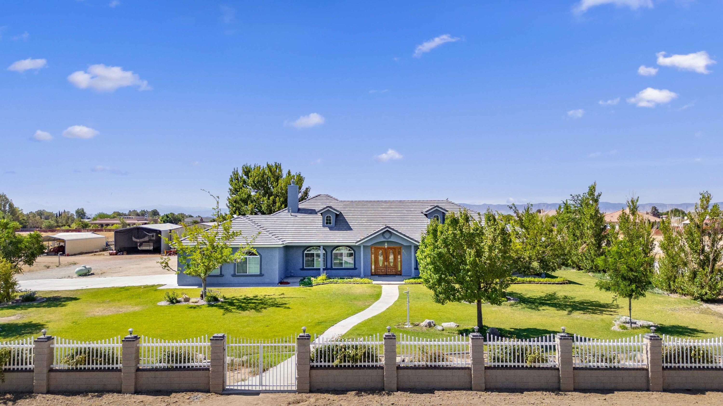 6710 Dogwood Avenue Rosamond, CA 93560 - Photo 1 of 41 6710 Dogwood Ave Rosamond-2