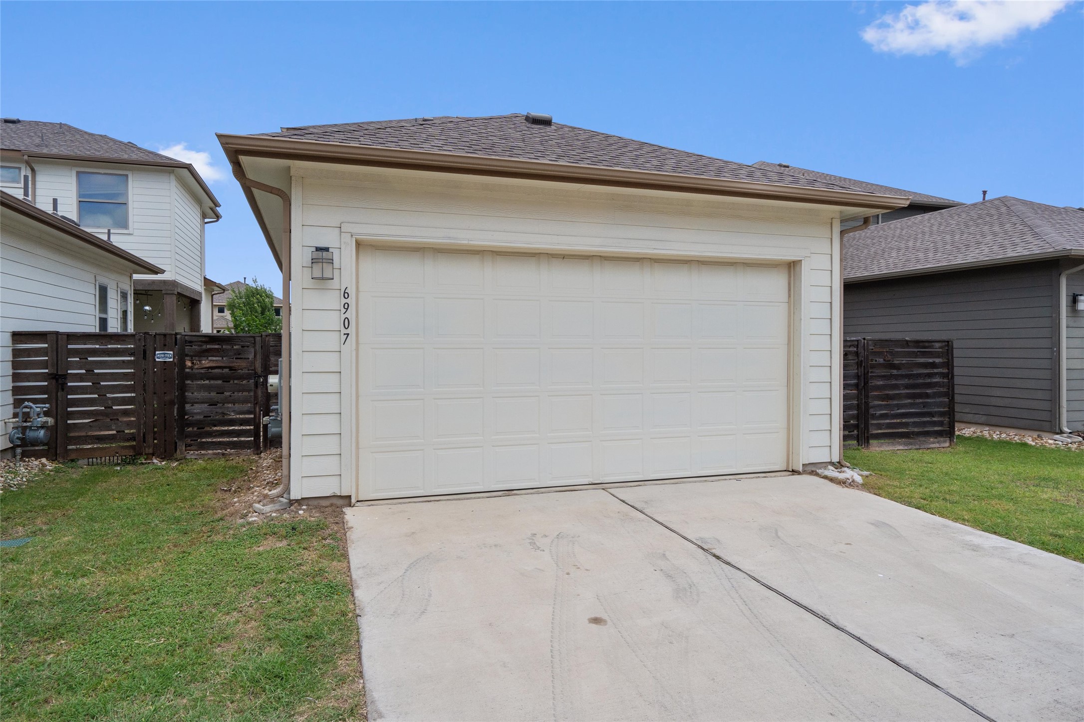6907 Idea Road Austin, TX 78741 - Photo 32 of 36 front view of a house with an outdoor space
