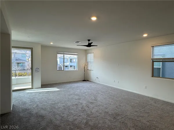 $2,950 | 1505 Little Penguin Street, Las Vegas, NV 89138