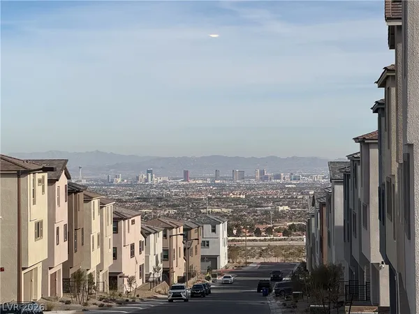 $2,950 | 1505 Little Penguin Street, Las Vegas, NV 89138