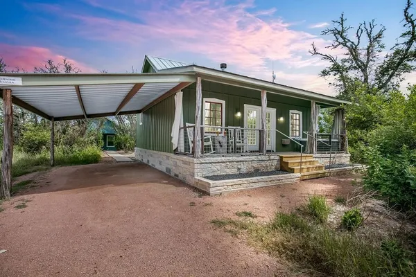 $1,495,000 | 9848 West Us Highway, Fredericksburg, TX 78624