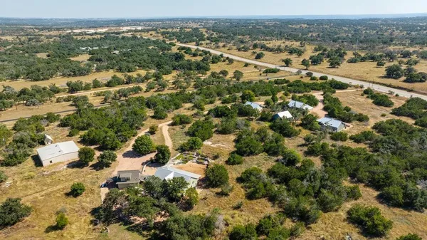 $1,495,000 | 9848 West Us Highway, Fredericksburg, TX 78624