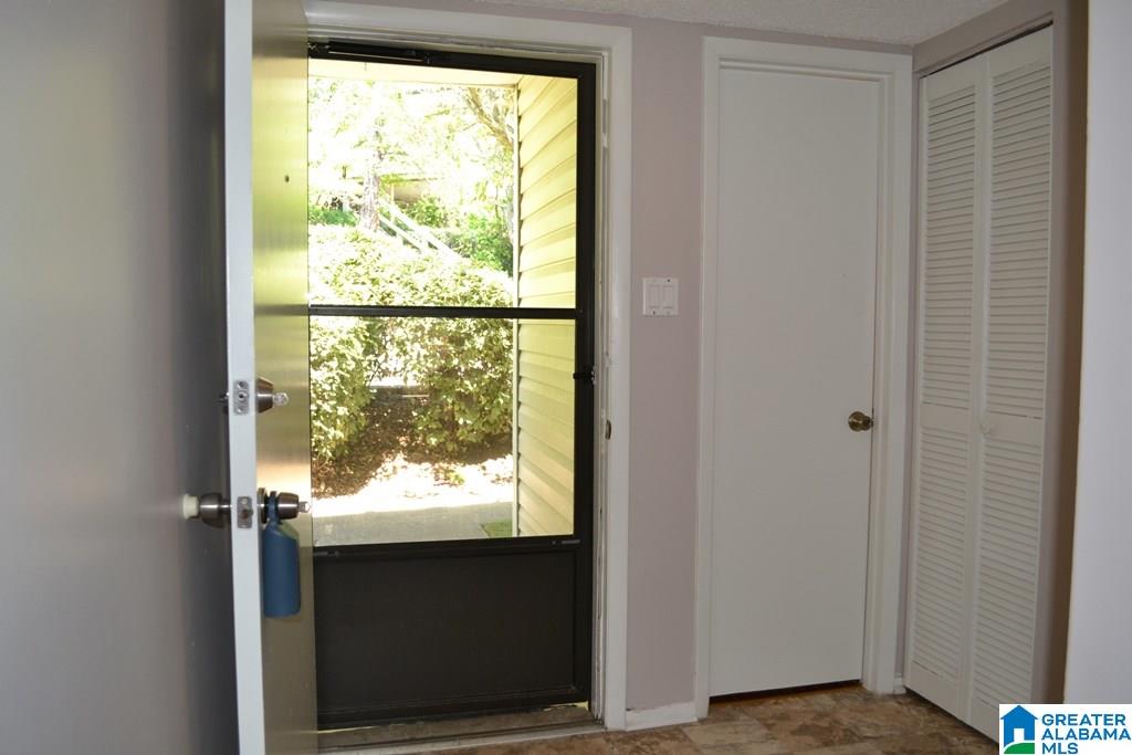 400 Running Brook Road, Unit 400 Birmingham, AL 35226 - Photo 4 of 37