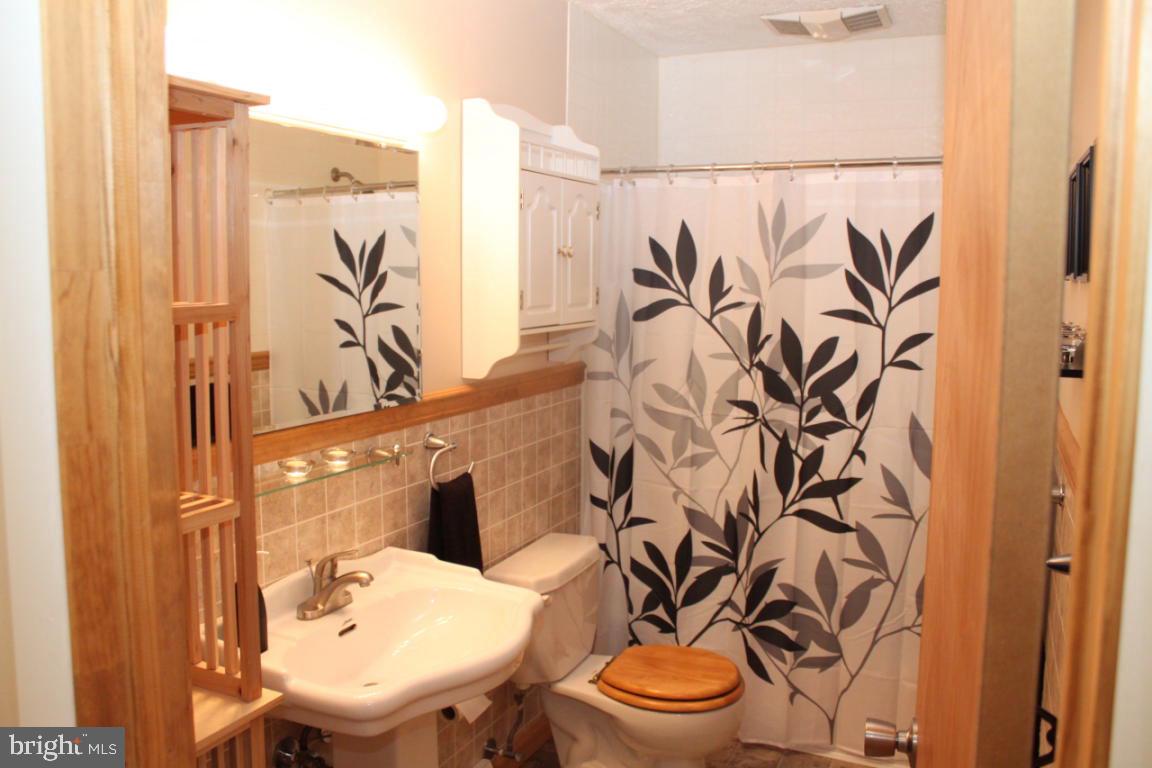 504 West Marion Street Lititz, PA 17543 - Photo 11 of 28
