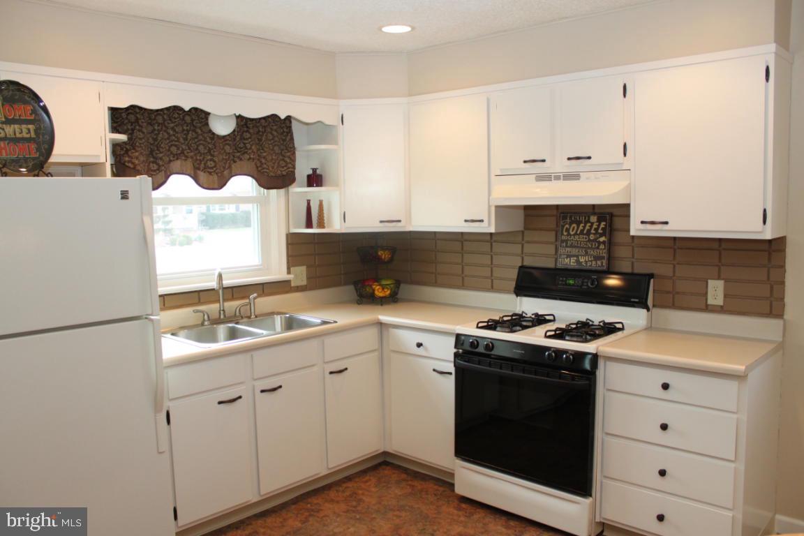 504 West Marion Street Lititz, PA 17543 - Photo 5 of 28