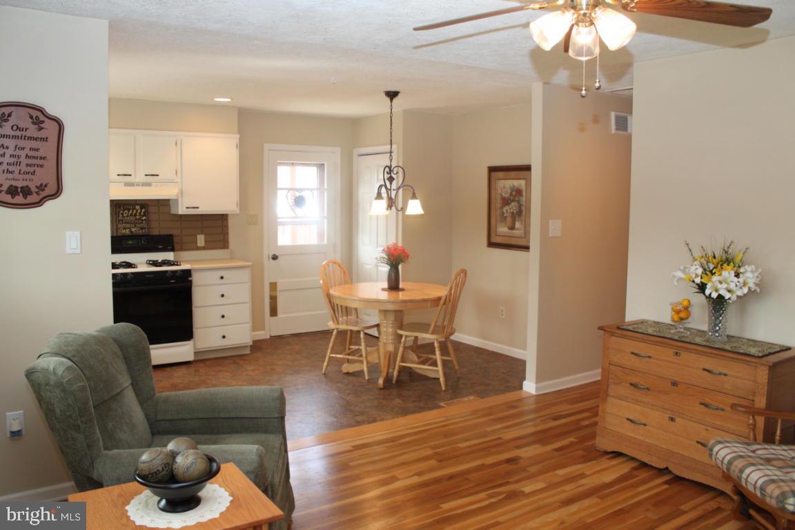504 West Marion Street Lititz, PA 17543 - Photo 8 of 28