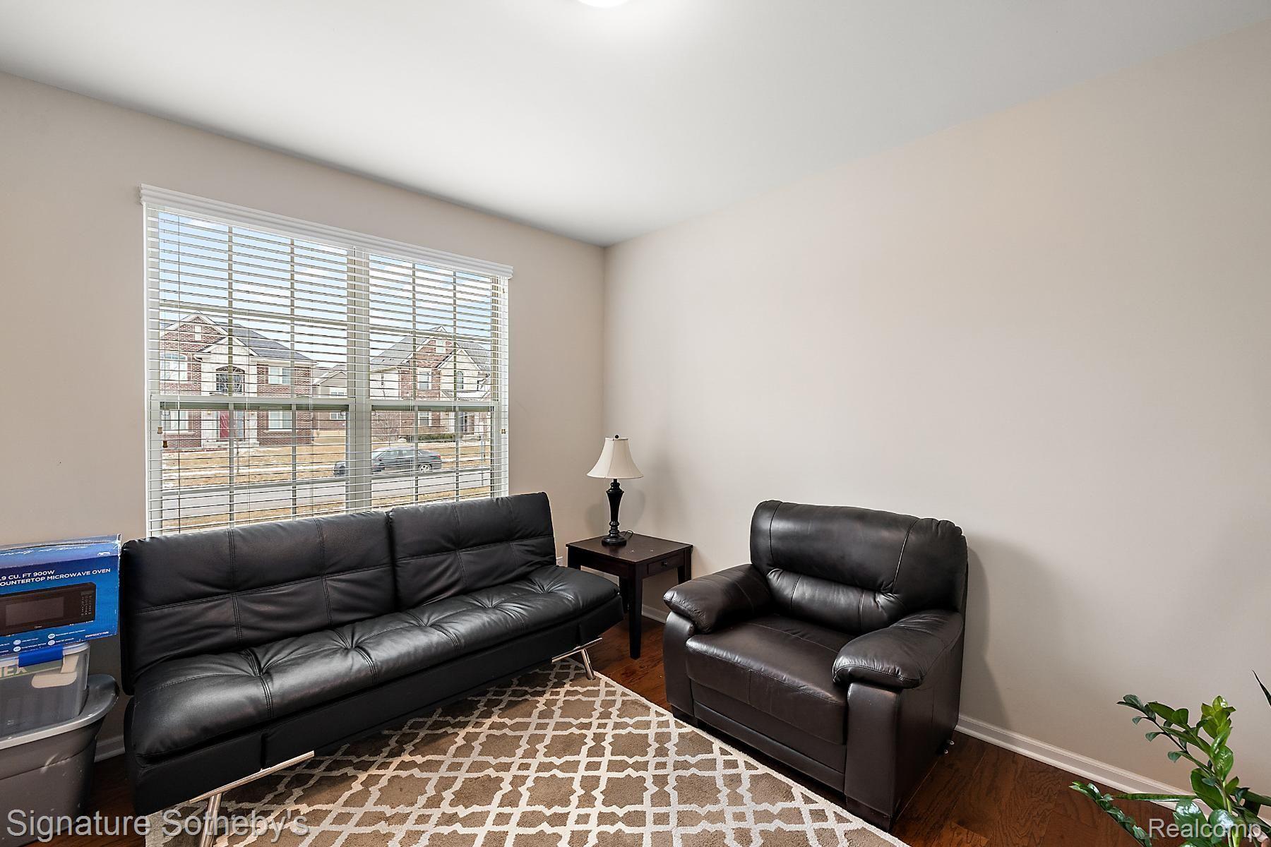 50472 Scarborough Road Canton, MI 48188 - Photo 8 of 47 Gallery Image 8