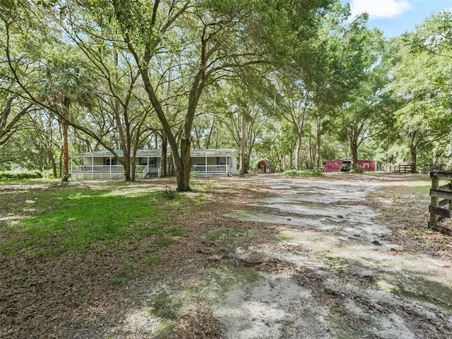 $349,000 | 17070 Southeast 173rd Terrace Road, Weirsdale, FL 32195