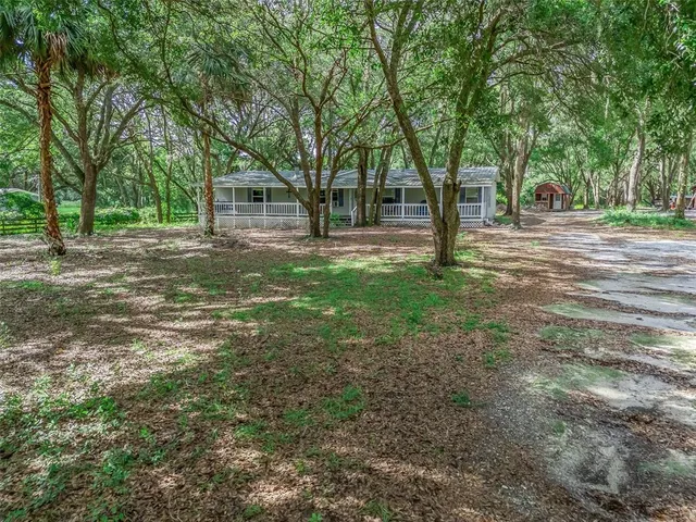 $349,000 | 17070 Southeast 173rd Terrace Road, Weirsdale, FL 32195