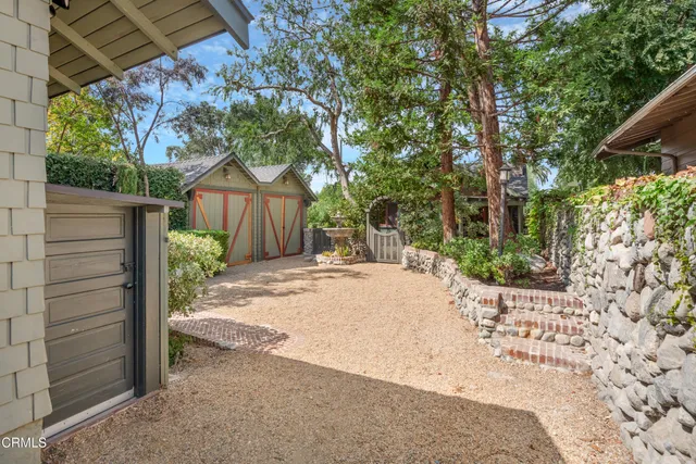 $4,000 | 845 South Los Robles Avenue, Pasadena, CA 91106