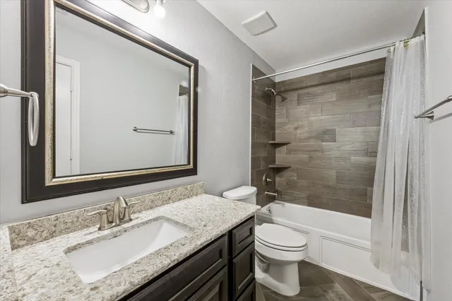 $689,900 | 2283 Rising Bay Court, League City, TX 77573