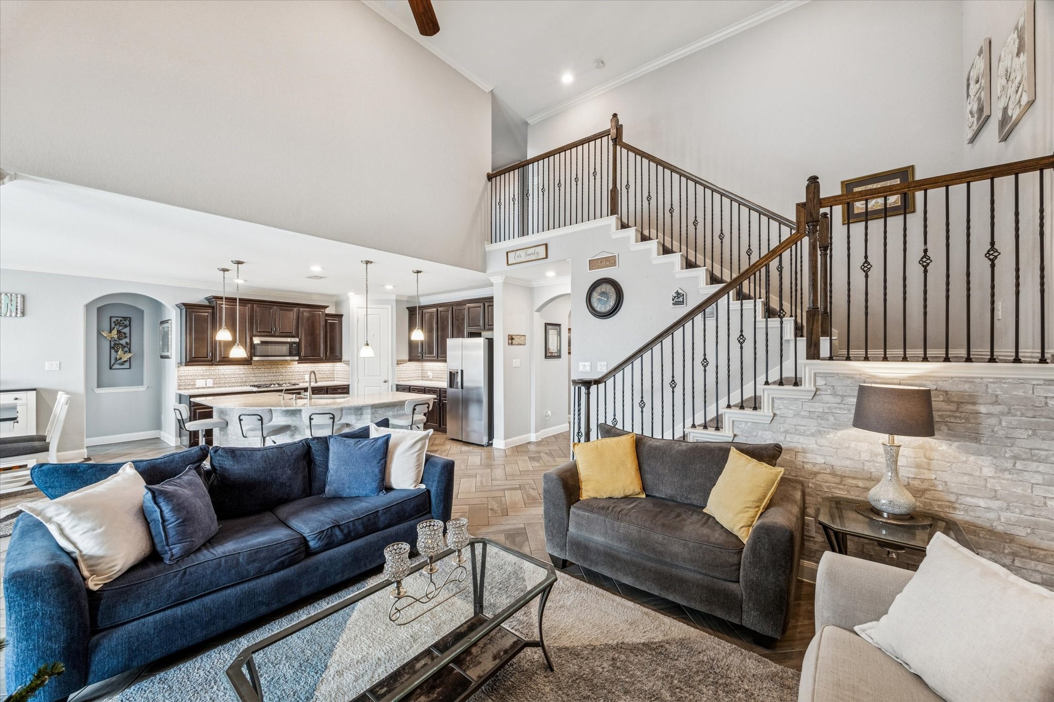 2283 Rising Bay Court League City, TX 77573 - Photo 9 of 45 a view of a livingroom with furniture and a couch