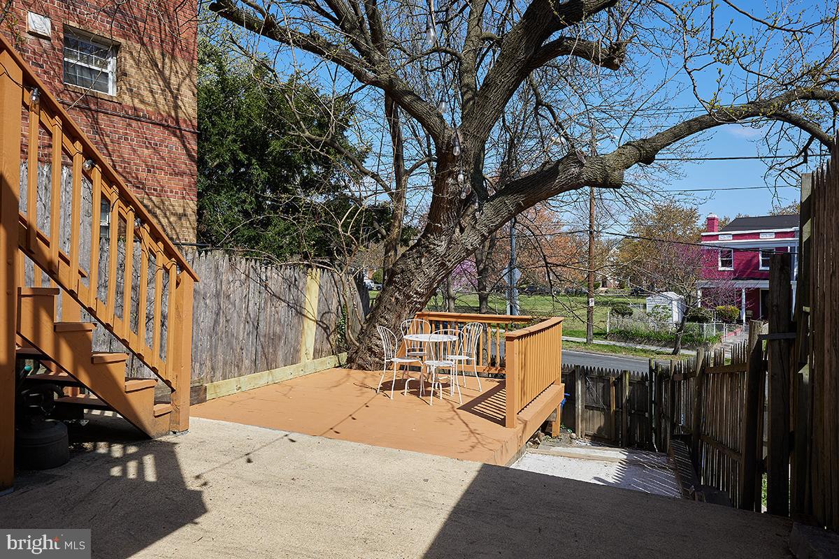 421 Longfellow Street Northwest Washington, DC 20011 - Photo 19 of 58