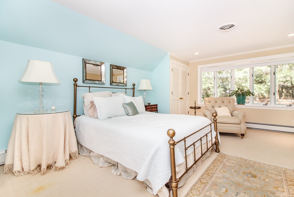 2 Monroe Road Wellesley, MA 02481 - Photo 7 of 25 Gallery Image 7