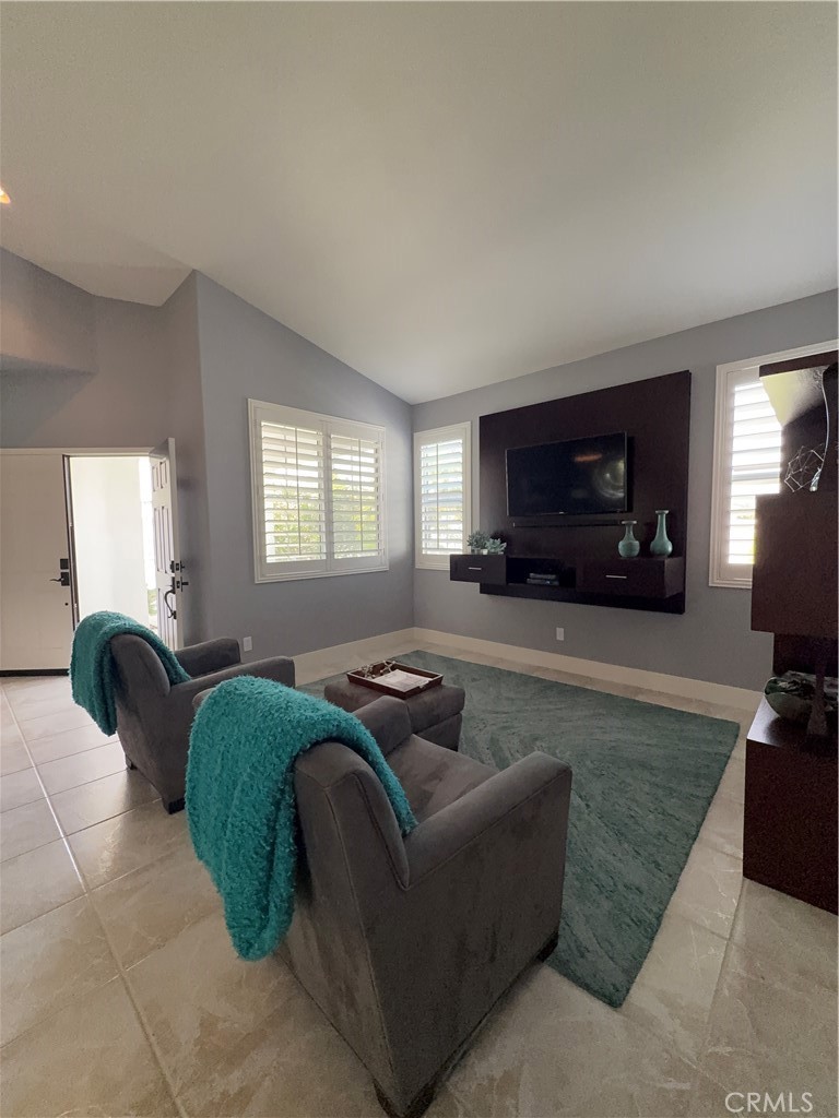 4900 Zenos Way Oceanside, CA 92056 - Photo 7 of 37