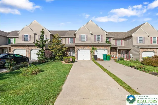 $2,400 | 8083 Heritage Drive, Lower Macungie Township, PA 18011