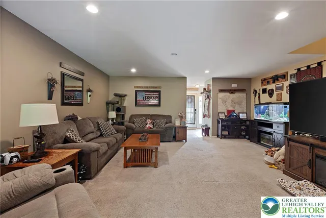 $2,400 | 8083 Heritage Drive, Lower Macungie Township, PA 18011