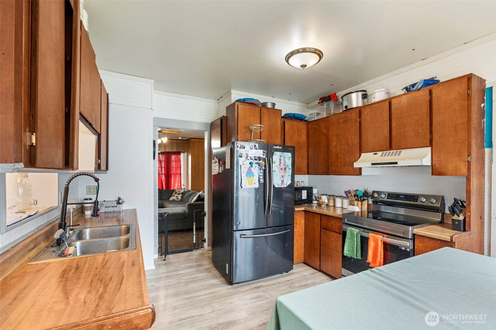 853 Fowler Street Raymond, WA 98577 - Photo 12 of 19 Gallery Image 12