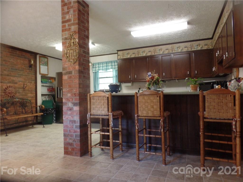 323 Fairforest Drive Rutherfordton, NC 28139 - Photo 5 of 22 Gallery Image 5