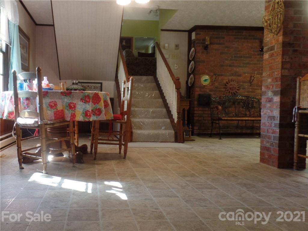 323 Fairforest Drive Rutherfordton, NC 28139 - Photo 6 of 22 Gallery Image 6