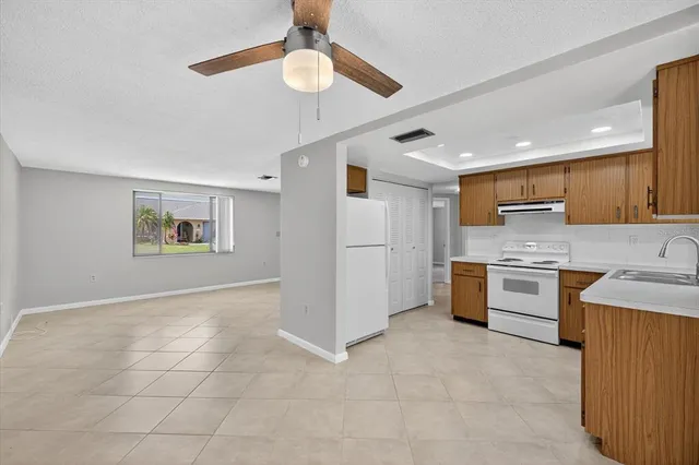 $1,500 | 7725 Summertree Lane, New Port Richey, FL 34653