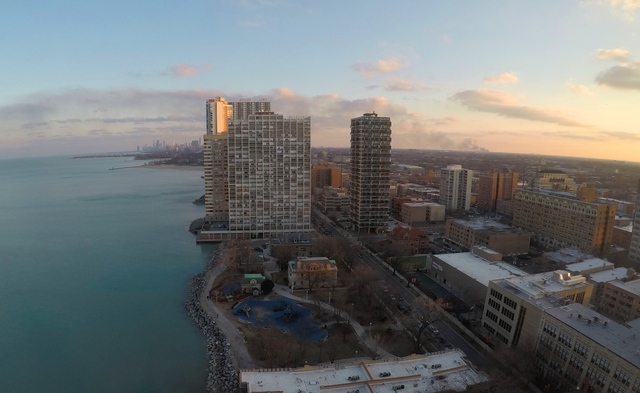 6301 North Sheridan Road, Unit 23V Chicago, IL 60660 - Photo 5 of 22 a view of city