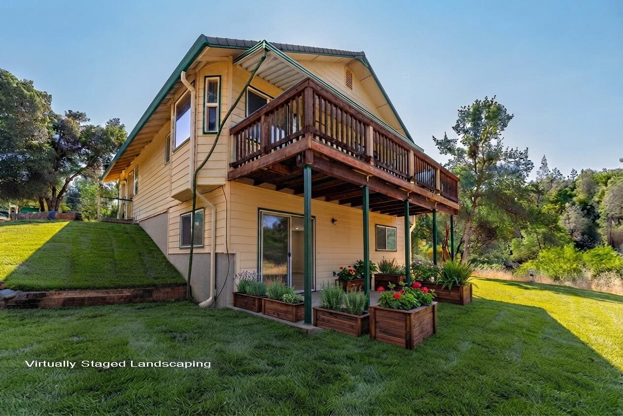 8550 Muletown Road Redding, CA 96001 - Photo 28 of 44 Virtual Landscape back view