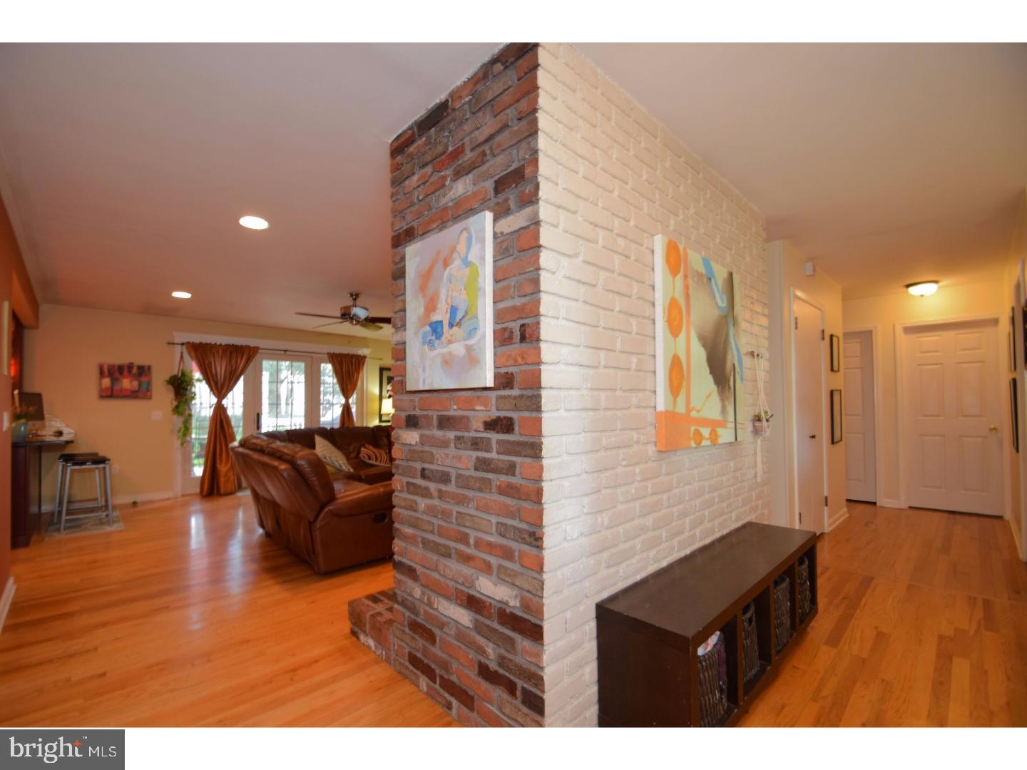 4 Ardsley Road Yardley, PA 19067 - Photo 4 of 25 Foyer