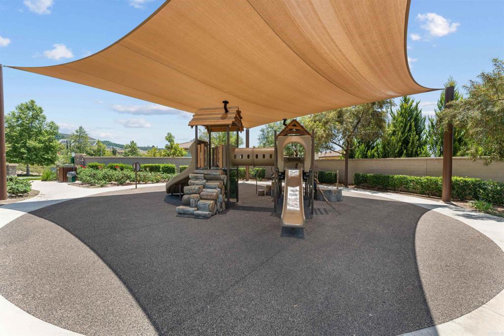 35664 Asturian Way Fallbrook, CA 92028 - Photo 46 of 56