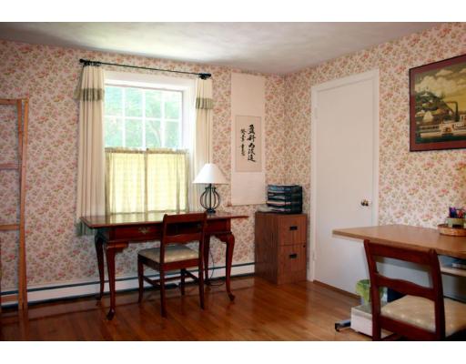 20 Maguire Road Wayland, MA 01778 - Photo 12 of 17 Gallery Image 12