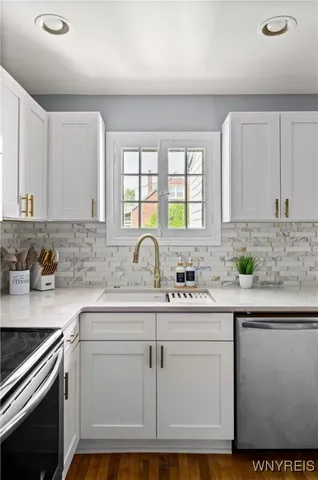 $2,100 | 528 Ward Road, North Tonawanda, NY 14120