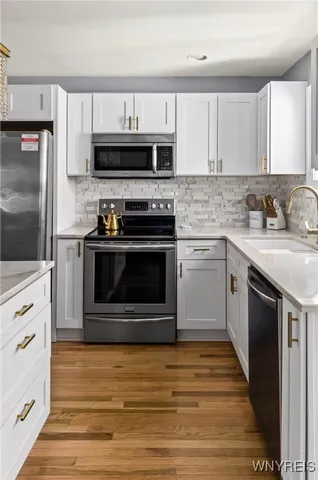 $2,100 | 528 Ward Road, North Tonawanda, NY 14120