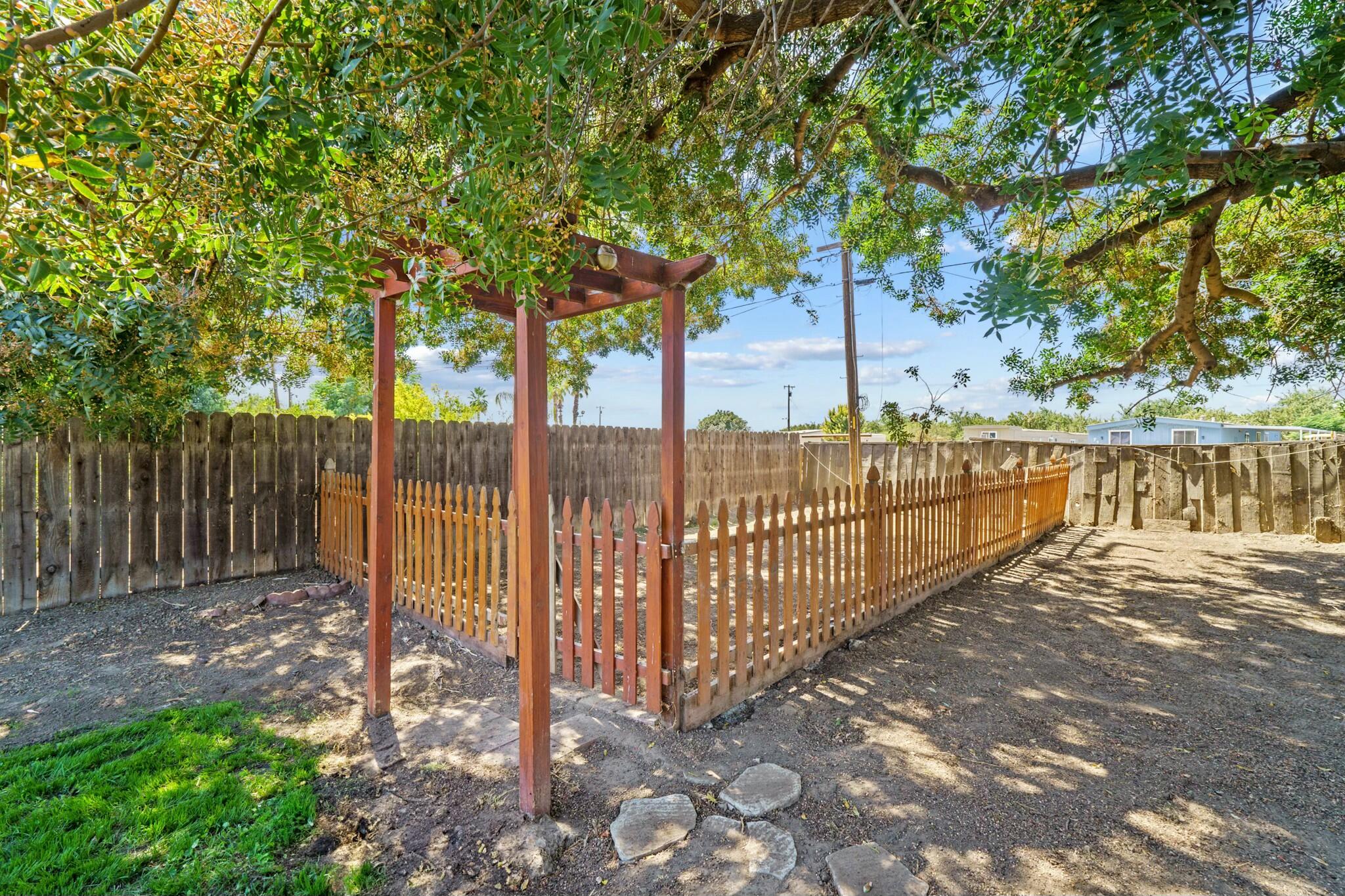 441 West Spring Lane Lemoore, CA 93245 - Photo 31 of 33 tempImageeuZQbB