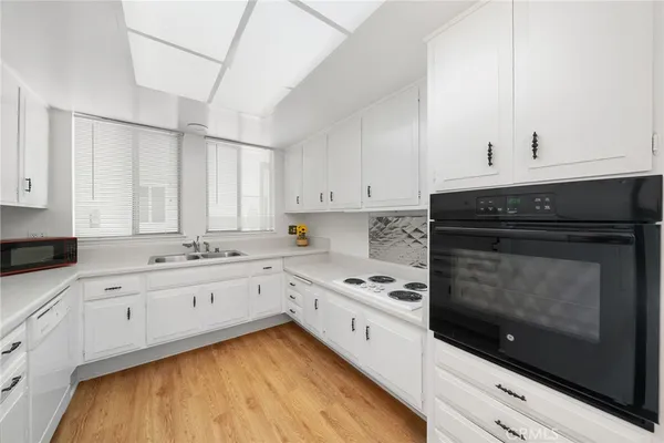 $315,000 | 225 Avenida Majorca, Unit N, Laguna Woods, CA 92637